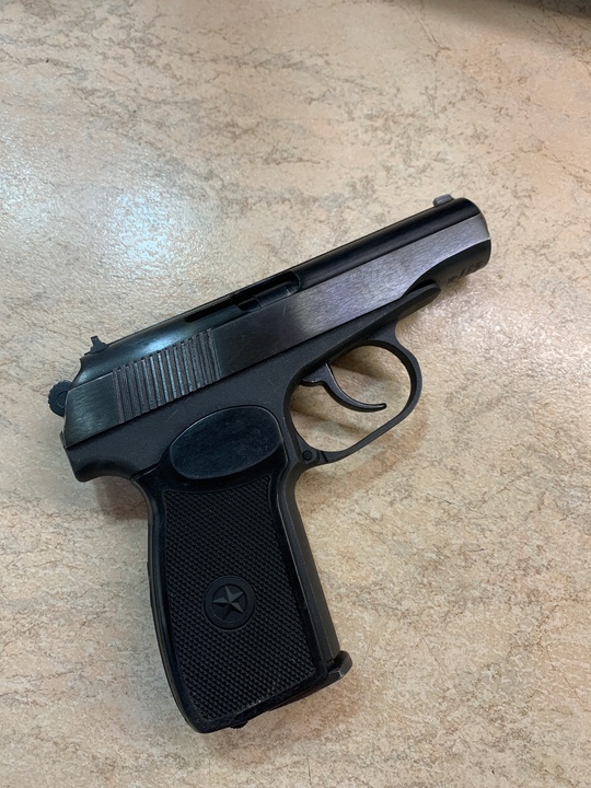 Продам пневматический пистолет MP-654 .
Был (1)