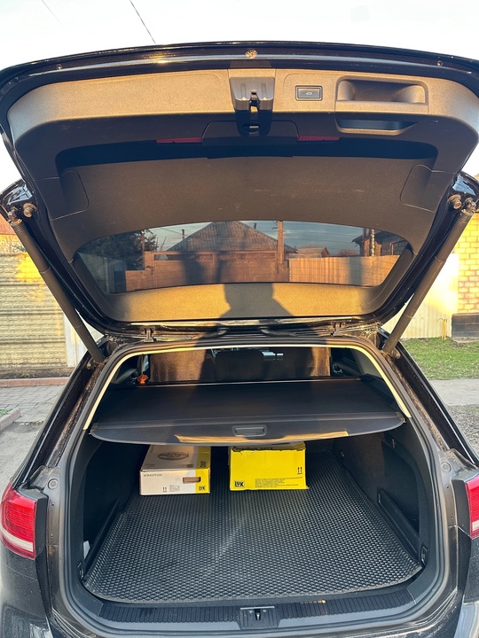 Продам Volkswagen Passat B8 2018г (5)