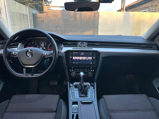Продам Volkswagen Passat B8 2018г (7)