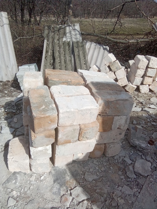 Продам г .Горловка гипсоблок 80р (1)