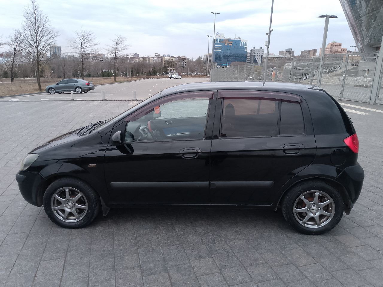 Hyundai Getz gls 1.4
2007
Бенз, механ
Комплектация: (6)