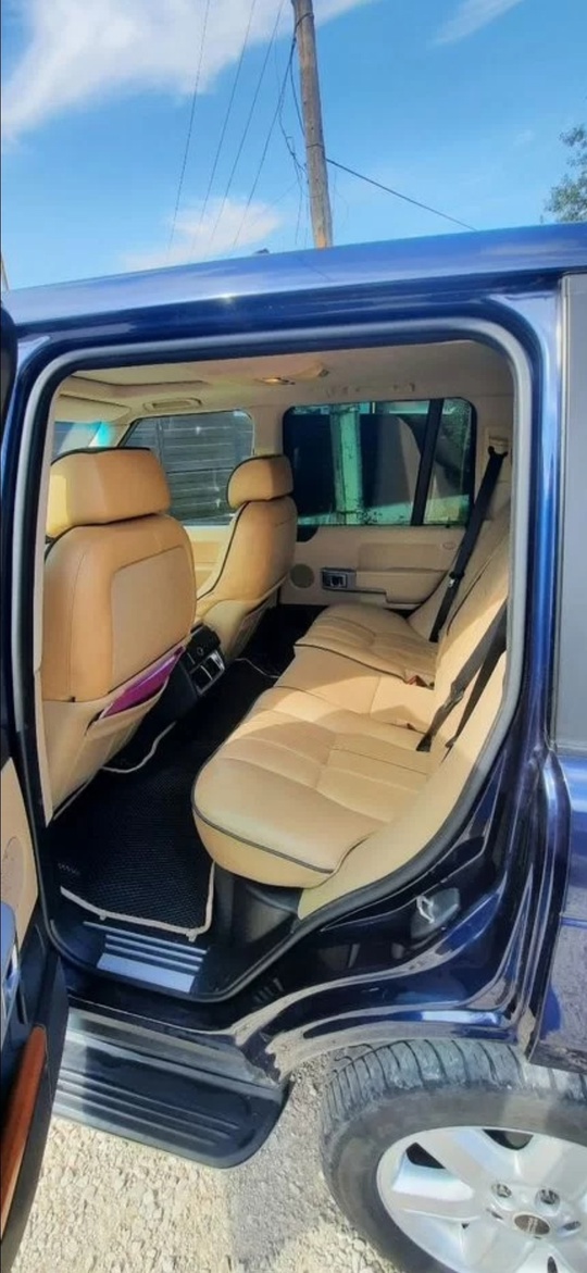 Продам Range Rover 2004г. в (6)