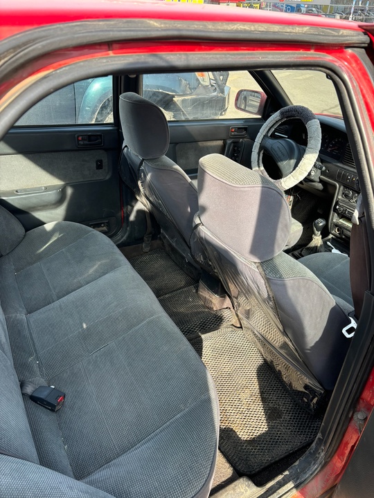 Продаю Hyundai lantra 1992 года
Цена:80000, (7)