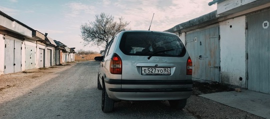 Продам личный автомобиль! 
2002 год (2)