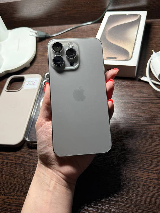 Продам IPhone 15 pro max.
Natural (5)