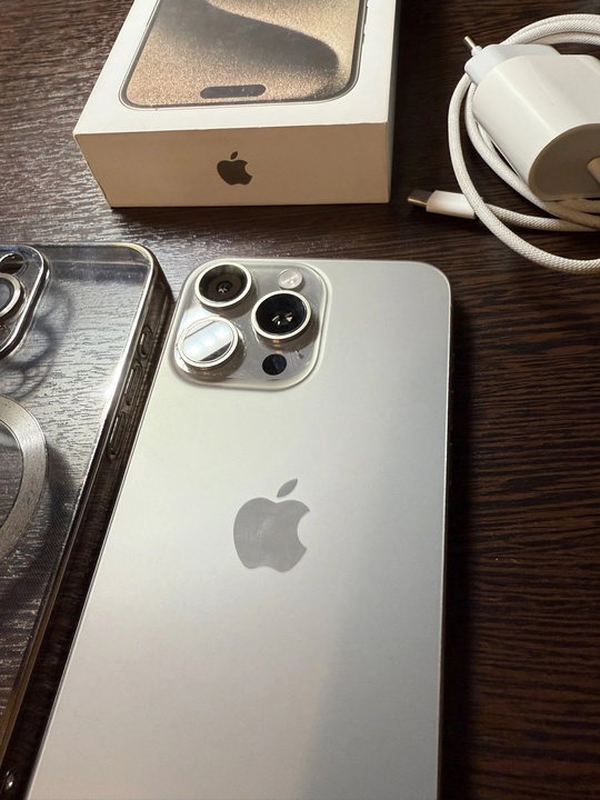 Продам IPhone 15 pro max.
Natural (7)