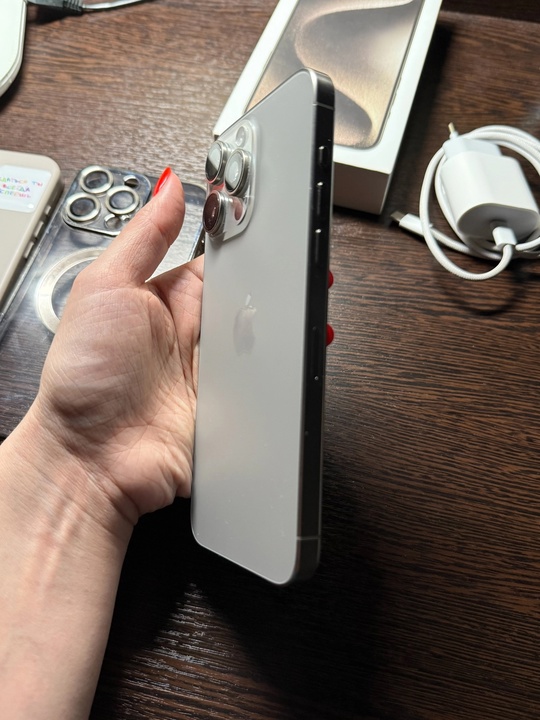 Продам IPhone 15 pro max.
Natural (8)