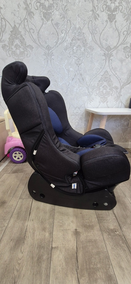 Продам детское автомобильное кресло Best (2)