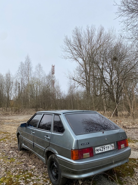 Продам ваз 2114 
На полном (4)