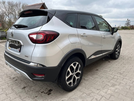 В Продаже RENAULT KAPTUR 2017 (2)