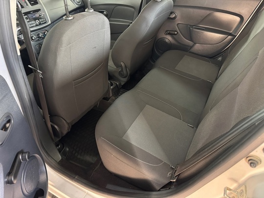 В ПРОДАЖЕ RENAULT LOGAN STEPWAY (7)