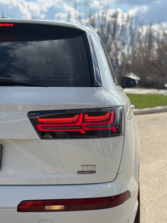 продаже в Луганске
Audi Q7
Объем мотора: (4)