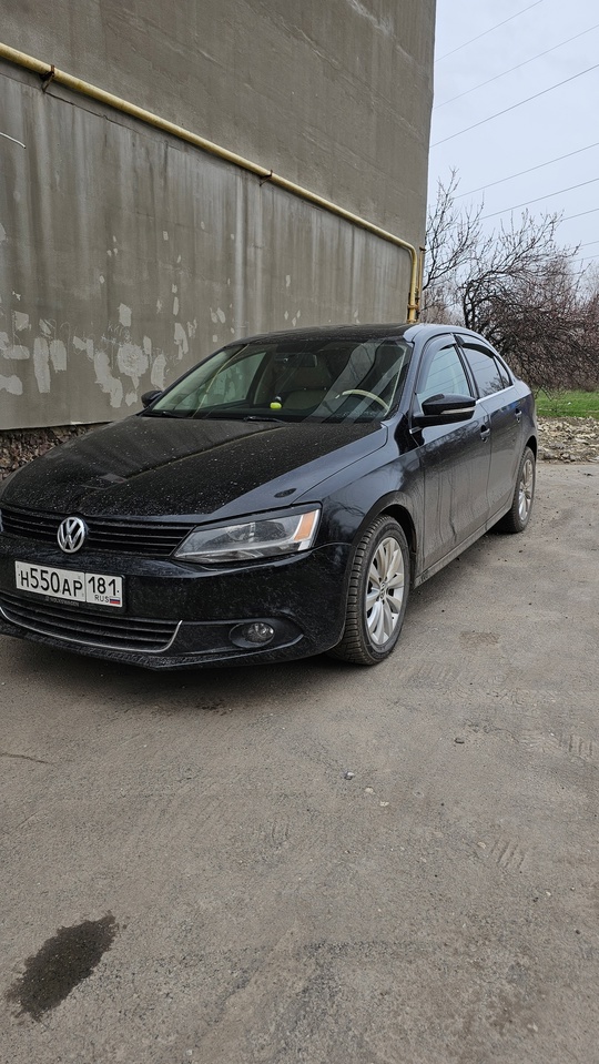 Продам Volkswagen Jetta.
2013 года,пробег 165000км,
Двигатель (2)