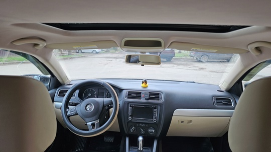 Продам Volkswagen Jetta.
2013 года,пробег 165000км,
Двигатель (6)