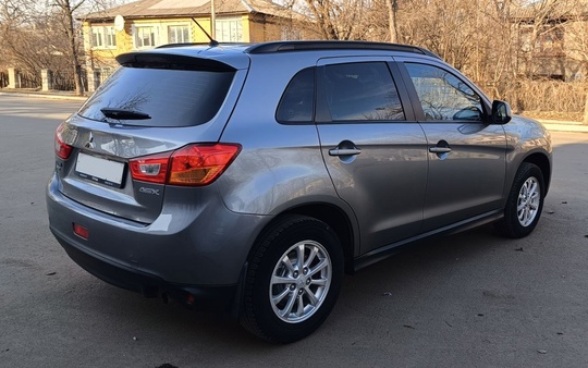 Продам митсубиси/mitsubishi asx 2014г.в, 1.8 (2)