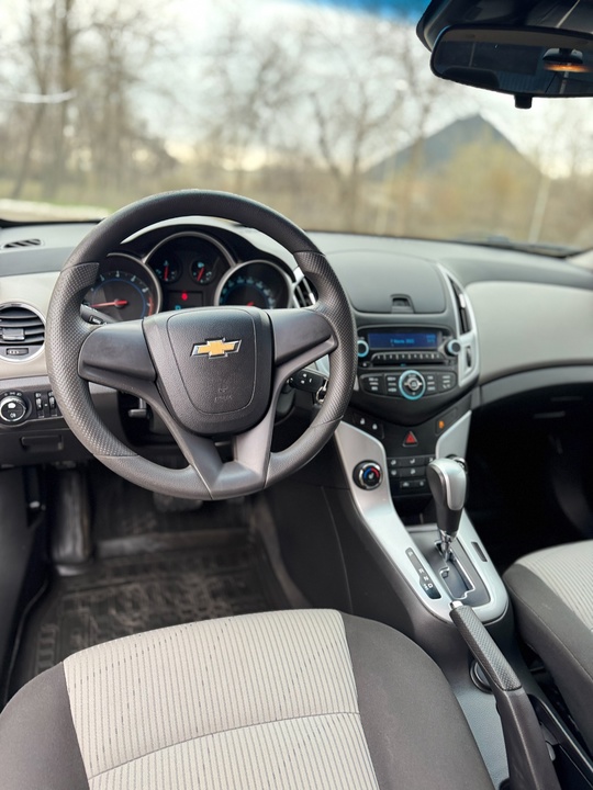 В Продаже CHEVROLET CRUZE
Год выпуска (8)