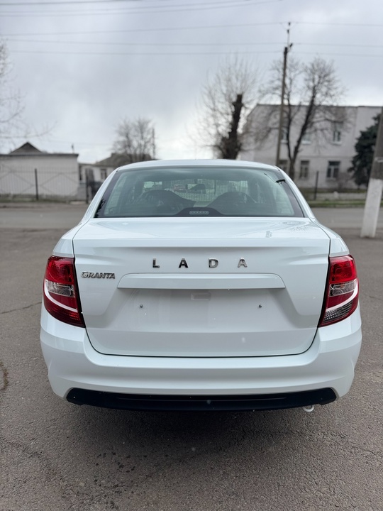В Продаже новый автомобиль✅
LADA GRANTA (5)