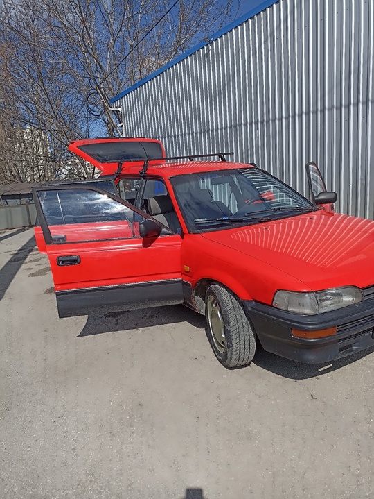 Продам таёта корола 1.3 75л (4)