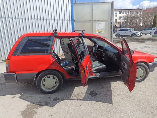 Продам таёта корола 1.3 75л (8)