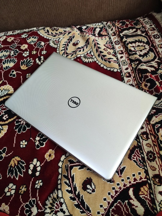 Продам ноутбук dell inspiron 5759 (2)