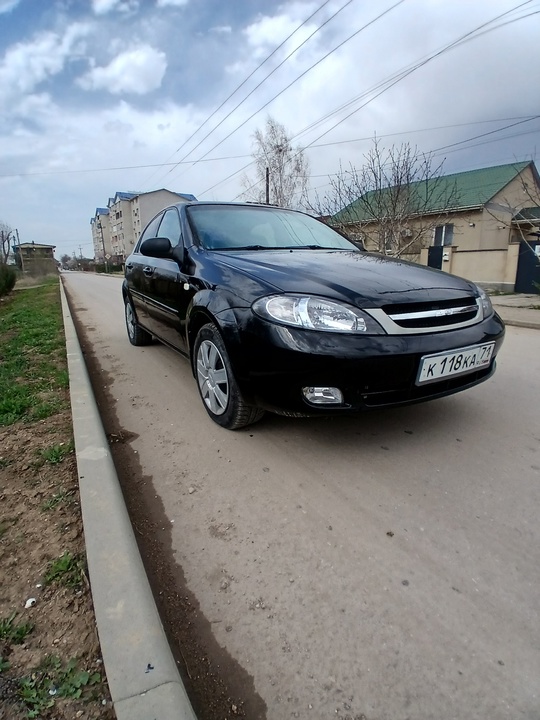 Продам шевроле лачети хетчбэк 1.4.2008г. (1)