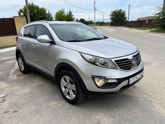 Продам KIA Sportage 2012 г (4)