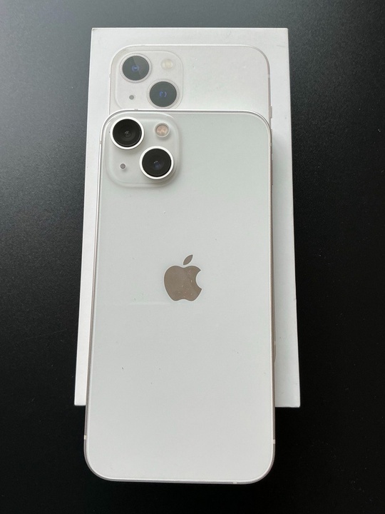 iPhone 13 (128)
Цена 31тыс.руб.
Идеальное состояние,
 (4)