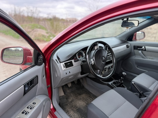 Chevrolet Lacetti, 2012год! 
Цена: 750.000 (7)