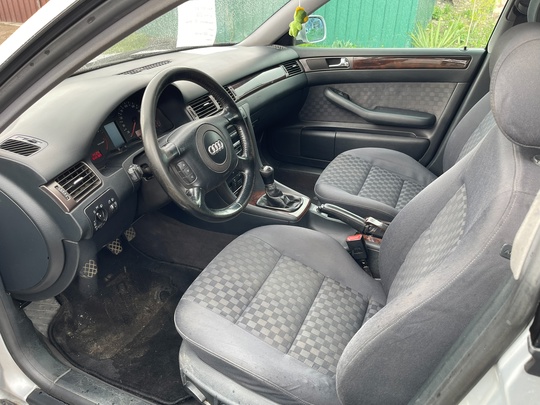 AUDI A6 1,8T 2000 г. (5)