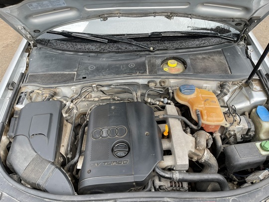 AUDI A6 1,8T 2000 г. (9)