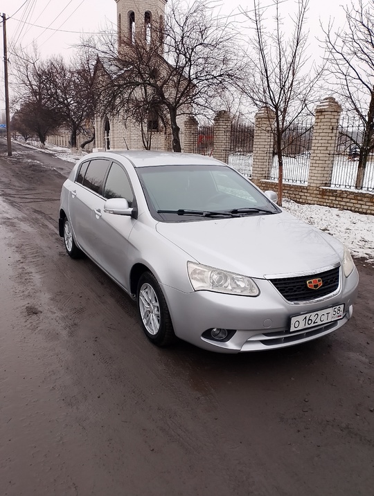 Всем привет!!!

Продаю живую машину
 
Комплектация (4)