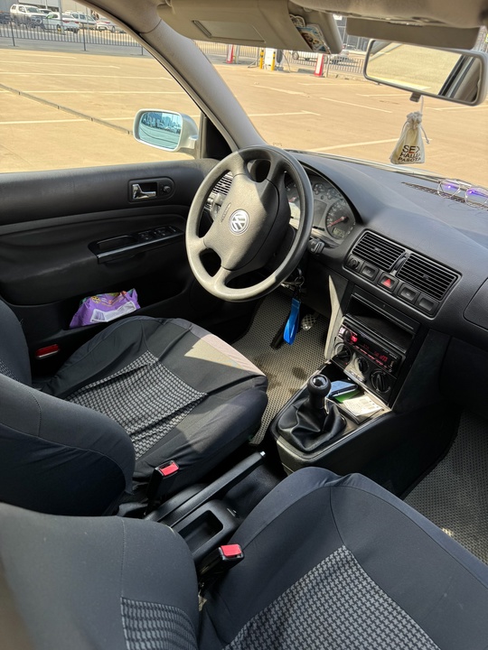 Продам Volkswagen Golf 4 в (6)