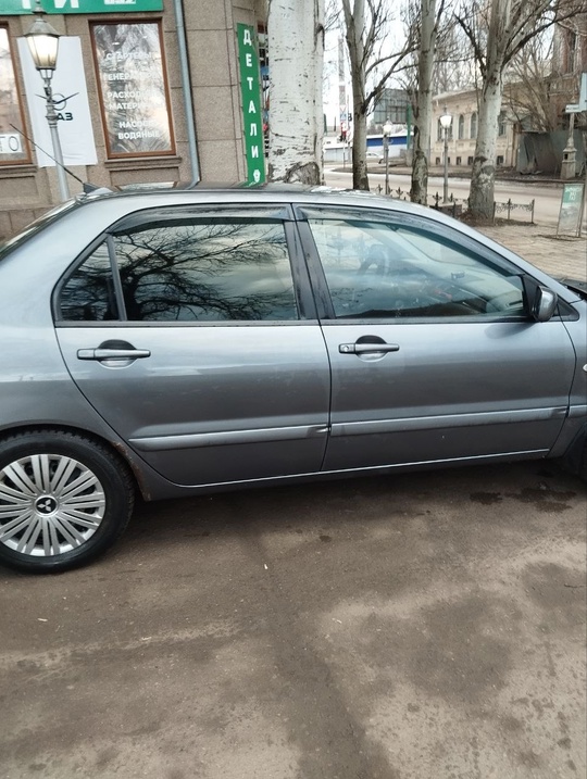 Продам Лансер 9 2005 год (4)