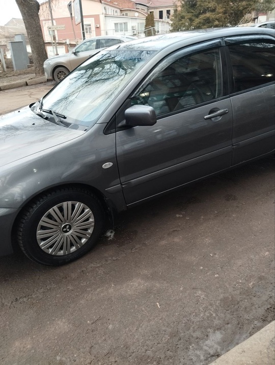 Продам Лансер 9 2005 год (7)