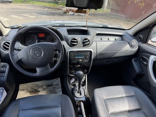 В ПРОДАЖЕ RENAULT DUSTER 2013 (5)