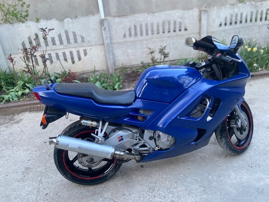 Honda CBR 600 F3 
Состояние (3)