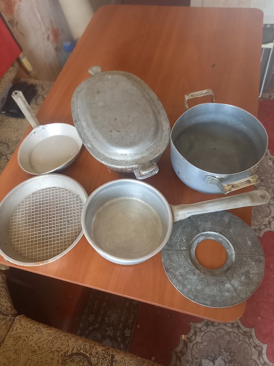 Отдам даром. Самовывоз. 
Кухонный уголок (6)