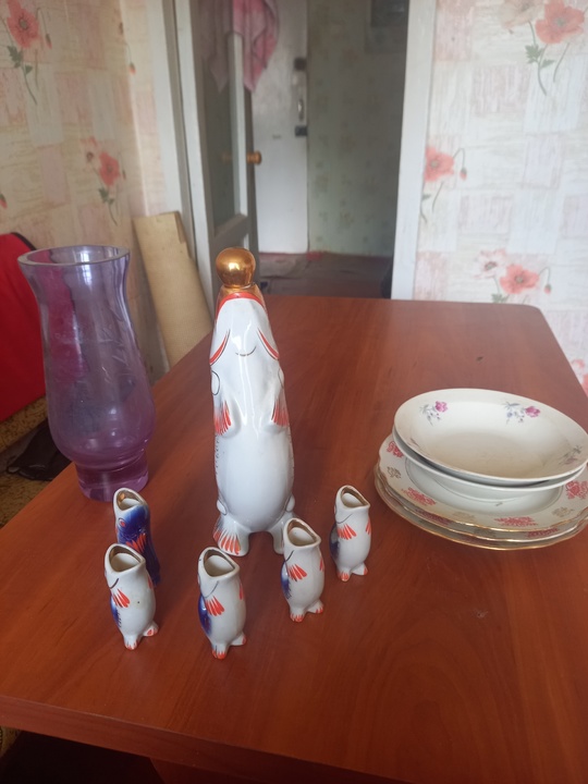Отдам даром. Самовывоз. 
Кухонный уголок (8)