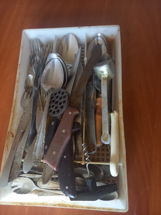Отдам даром. Самовывоз. 
Кухонный уголок (9)