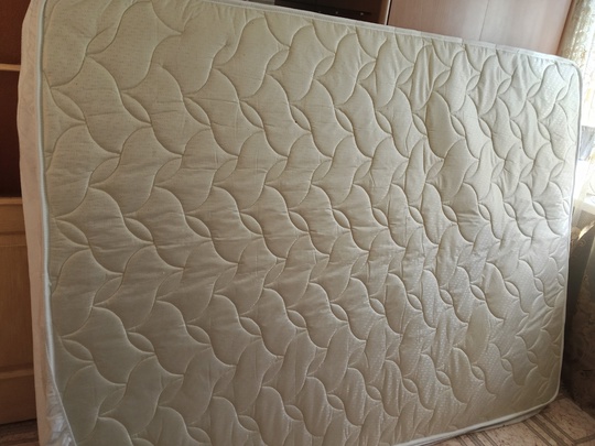 Продам шкаф бу 150*220*60- 10000,