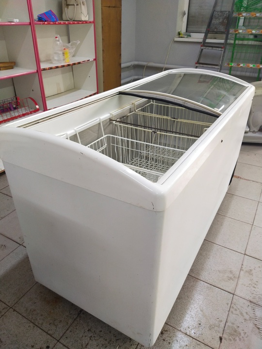 Продам морозильную камеру в г. (1)