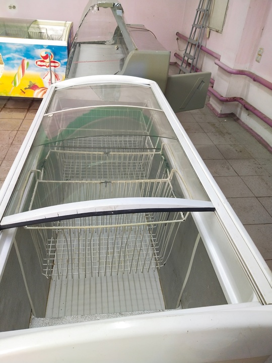 Продам морозильную камеру в г. (2)