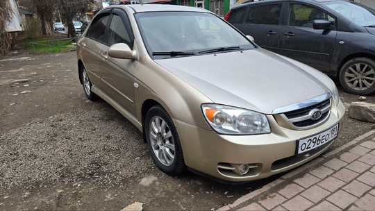 Kia cerato 2006г
2.0 автомат
Максимальная комплектация
700т.
