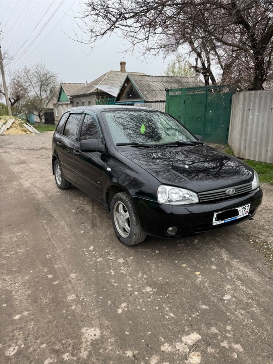 Продам ладу калину 2010 год (4)