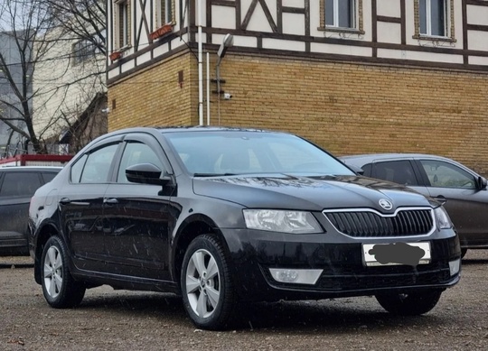 Шкода Октавия А7 
2013г
1.8(180)л.с
Пробег:173000
Краснодон 
+79591758986
Цена (1)