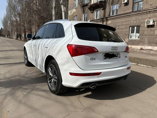 Продам-Audi Q5 S line quattro (3)