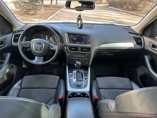 Продам-Audi Q5 S line quattro (9)