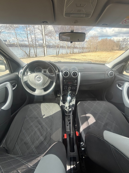 Largus Cross 1.6  2019 (1)