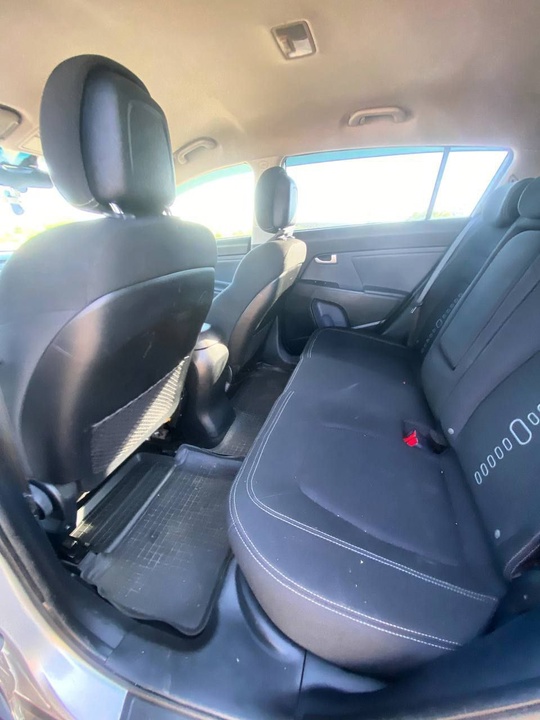 г. Алчевск
Kia Sportage 2012год. Коробка (7)