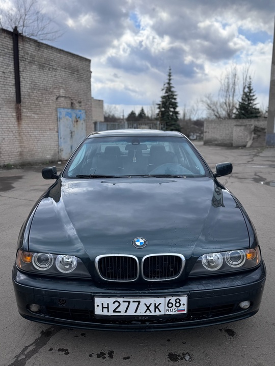 Продам легендарную БМВ е39 2000